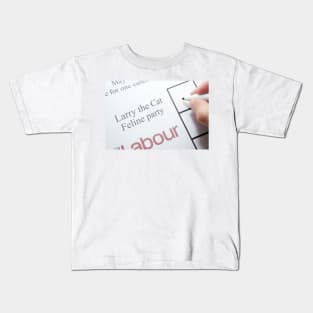 UK elections Vote Larry the Cat Kids T-Shirt